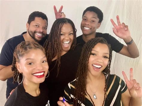 halle bailey family